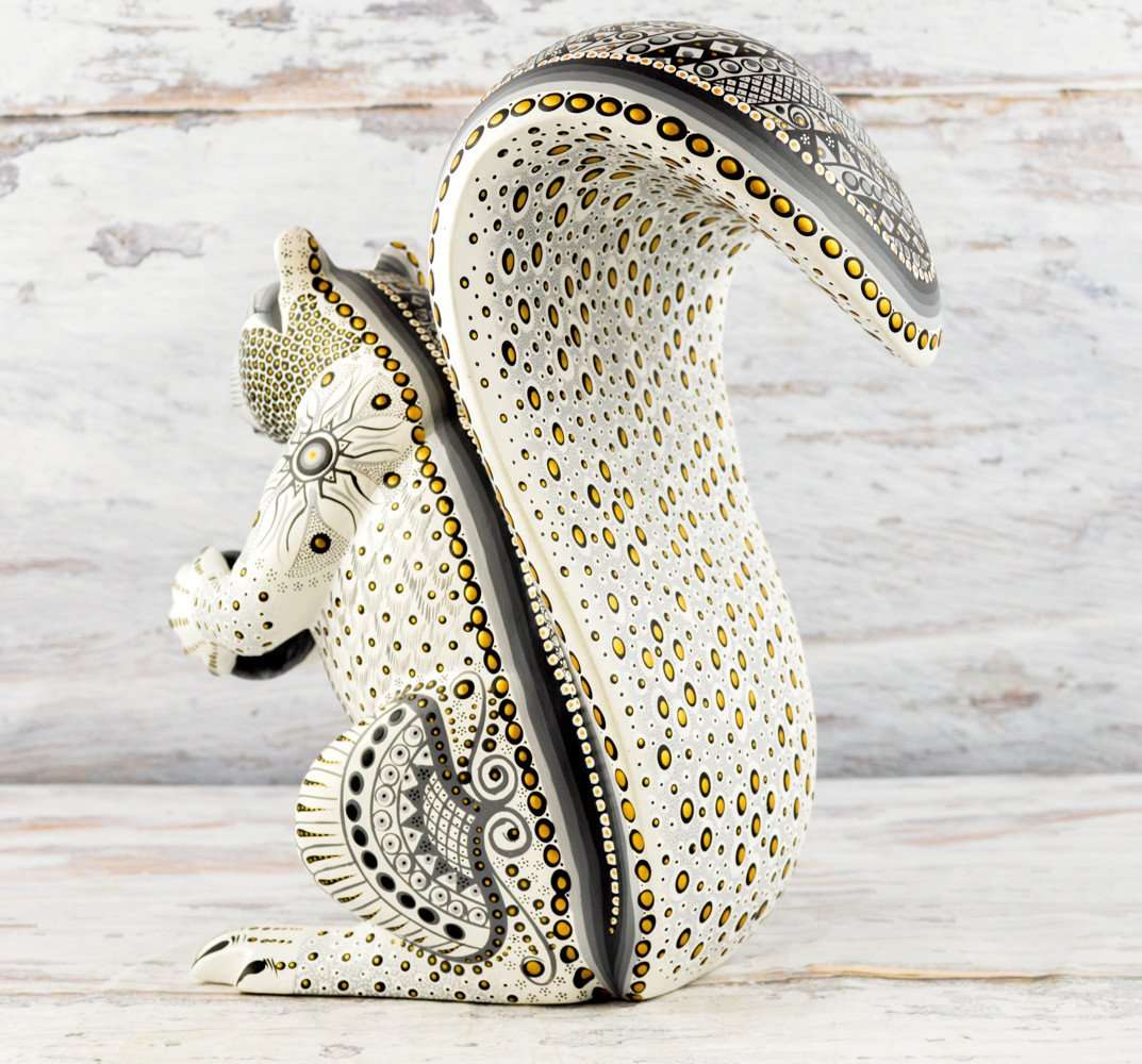 Squirrel Alebrije Oaxacan Wood Carving - Alebrije Huichol Mexican Folk art magiamexica.com